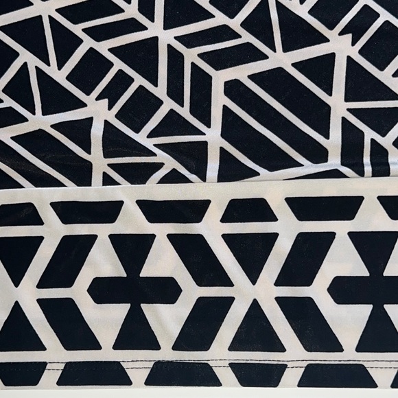 “Boho Escape” geometric print jersey hi-lo midi skirt w/contrast border-NWT - Picture 14 of 16